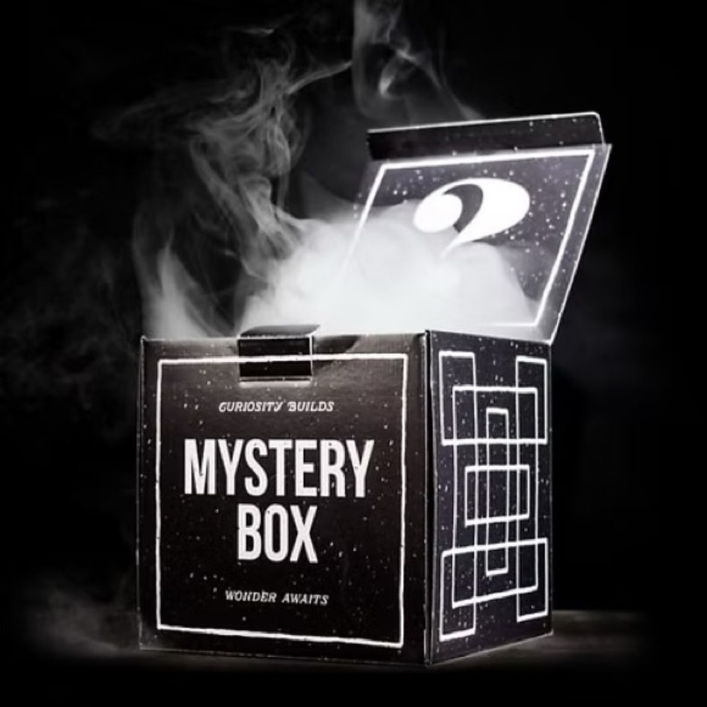 - 25 Ítems - 🛑💥MYSTERY BOX, A FANTASTIC SURPRISE💥🛑#$250 - Picture 1 of 4